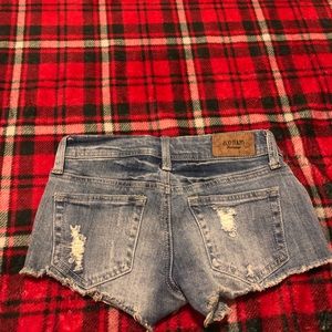 Zoo jeans size 0 short shorts